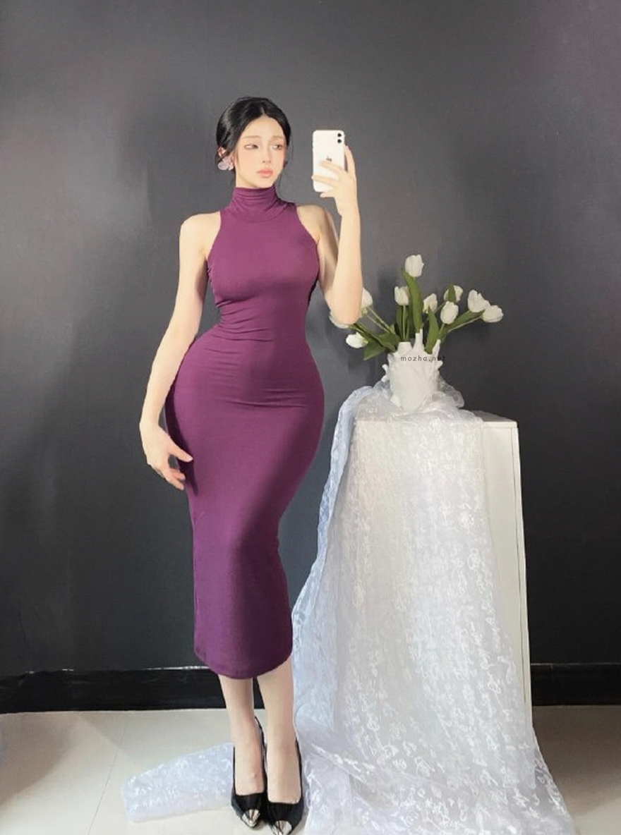 柒柒还活着 – 紧身包臀裙【14P】